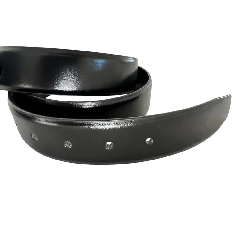 New dress belt black leather silver buckle silver buckle 34 waist adjustable